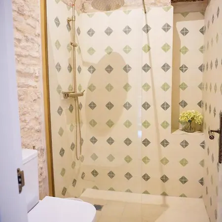 San Diego Cathedral Apartment
